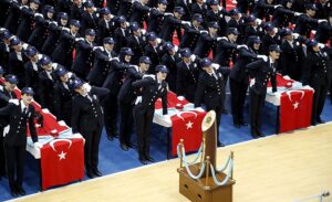 İstanbul’da 499 kadın polis memuru mezuniyet sevinci yaşadı