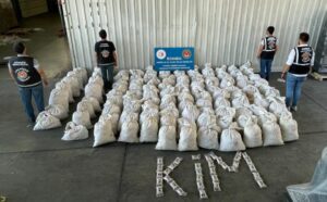 Gümrük muhafaza ekiplerinden uyuşturucu operasyonu 12.3 milyon adet captagon hap ele geçirildi