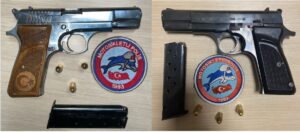 Motosikletli polis timleri ruhsatsız tabanca ve fişek ele geçirdi