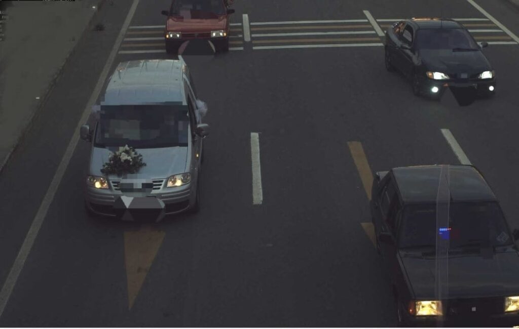 Düğün konvoyu içerisinde drift yapan 15 araca para cezası uygulandı