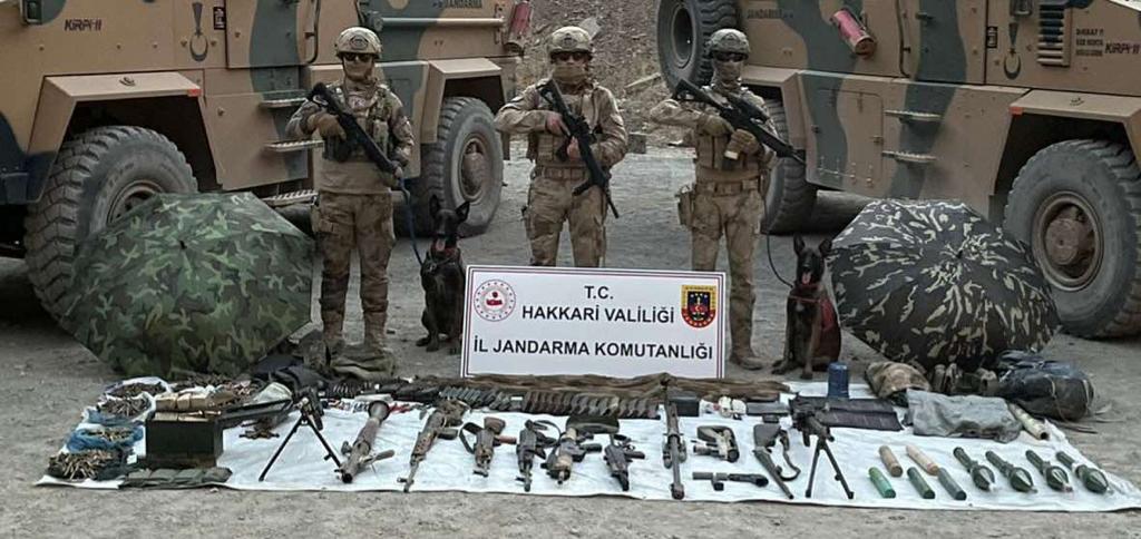 Eren Abluka 29 operasyonu kapsamında terör örgütüne ait çok miktarda malzeme ele geçirildi