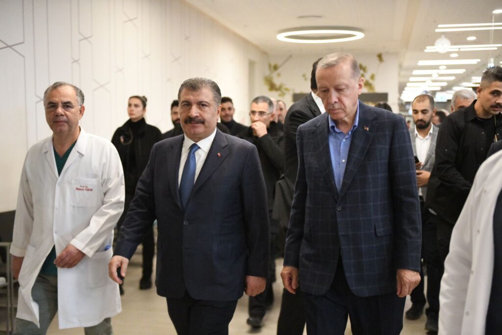 Erdoğan Bartın’da yaralanan hastaları ziyaret etti 