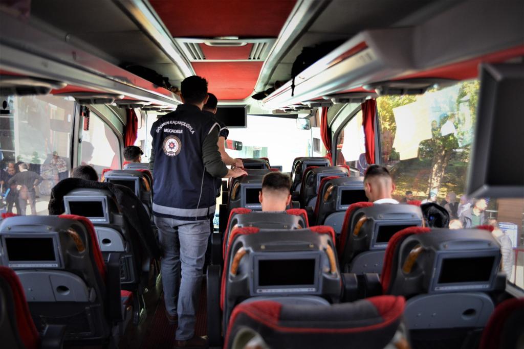 Düzensiz göç ile mücadele devam ediyor