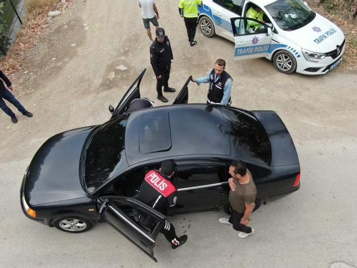 Yurt genelinde eş zamanlı huzurlu sokaklar ve terör suçları uygulaması yapıldı