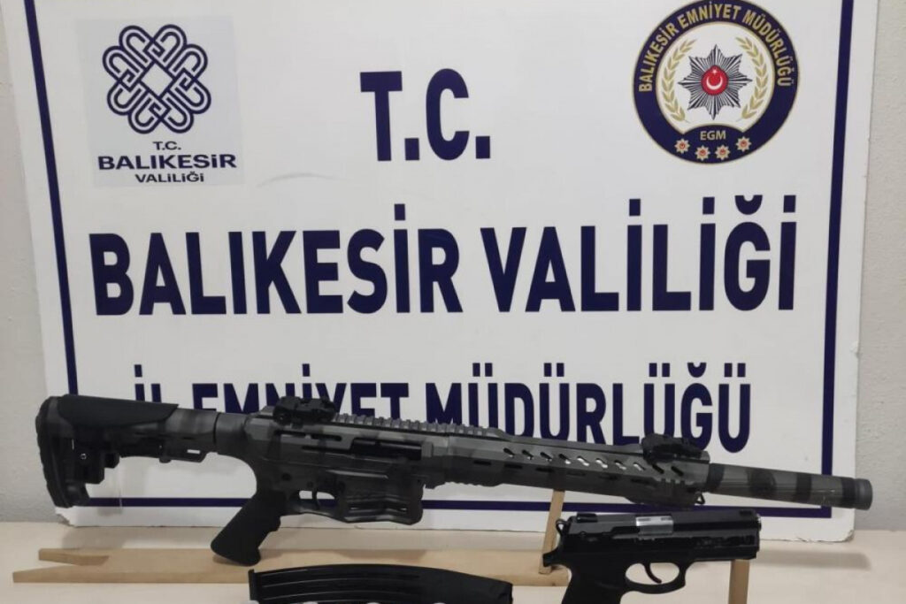 Balıkesir’de huzur operasyonu 302 şüpheliden 111’i tutuklandı