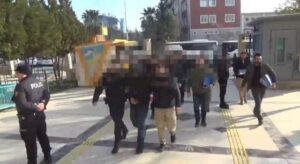 Şanlıurfa merkezli 16 ilde change oto operasyonu 