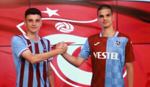 Trabzonspor Abdurrahman Bayram ve Salih Malkoçoğlu ile sözleşme imzaladı