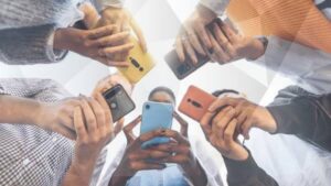 Öğrencilere vergisiz telefon satışıyla ilgili detaylar belli oldu