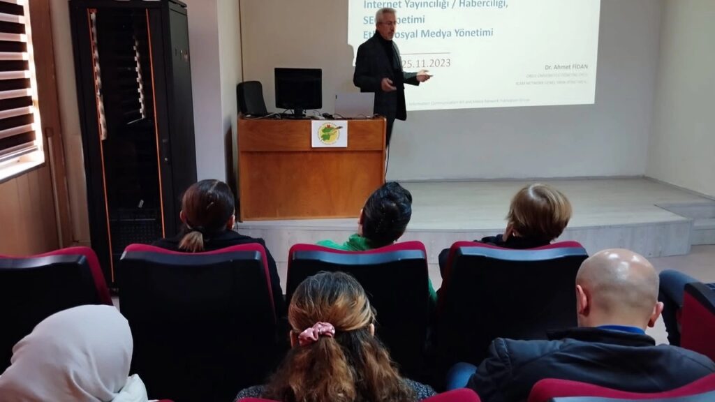 Arvin’de gazetecilere çevrimiçi dijital medya ve SEO yönetimi konusunda eğitim verildi