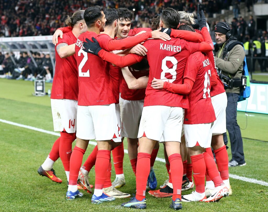 Milliler deplasmanda Almanya’yı devirdi 