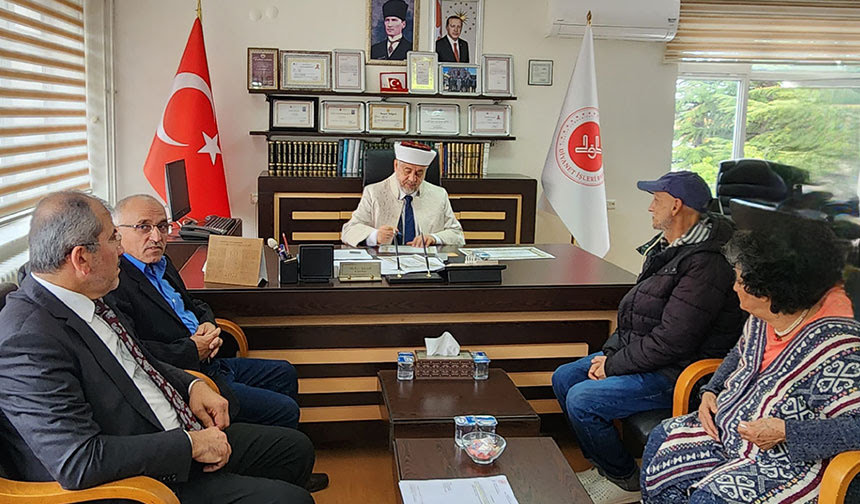 Azerbaycan vatandaşı Saeid Khakoyeiazad Eskişehir’de Müslüman oldu