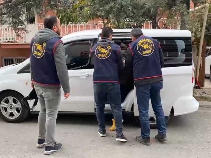 Jandarma’dan 114 yılla aranan şüphelilere şahin pençesi 