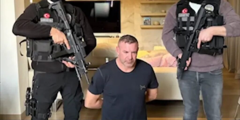 Kırmızı bültenle aranan Erıc Schroder İstanbul’da yakalandı 