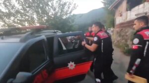 Çember-8 operasyonlarında arama kaydı bulunan 4 bin 951 firari yakalandı