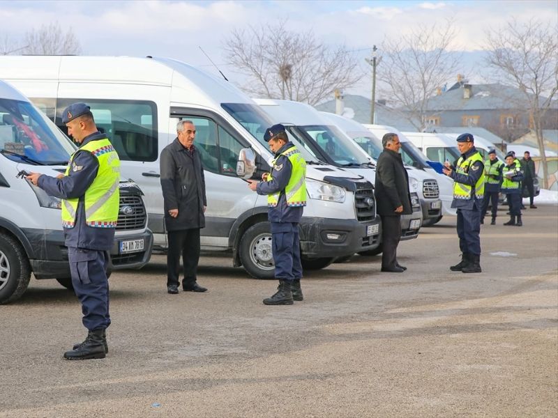 Jandarma’dan Van’da öğrencilere trafik eğitim