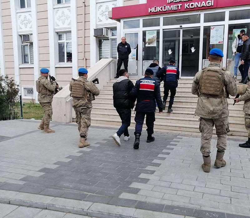 Edirne’de FETÖ, PKK/KCK ve DHKP-C üyesi 14 kişi yakalandı