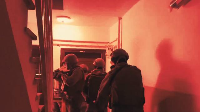 81 İlde aranan şahıslara yönelik Çember-13 operasyonlarında 3765 firari yakalandı