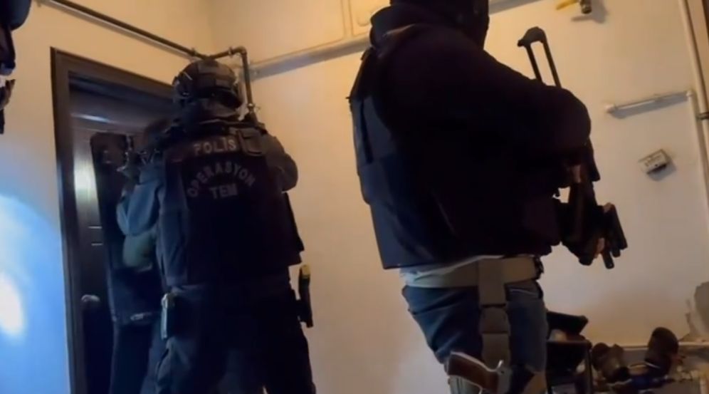 45 ilde DEAŞ terör örgütüne operasyon 216 şüpheli yakalandı