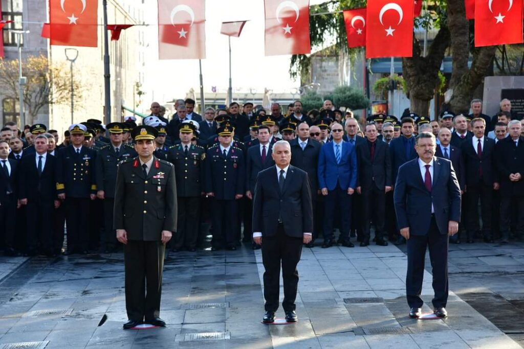 Trabzon’da Gazi Mustafa Kemal Atatürk vefatının 86. yıldönümünde anılıyor 