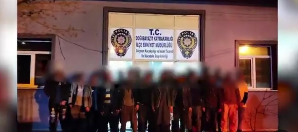 1626 Düzensiz göçmen yakalandı