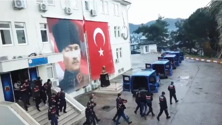 Muğla merkezli 3 ilde göçmen kaçakçılığı operasyonu 