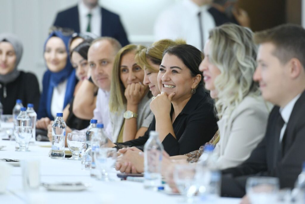 Öğretmenlerin mazerete bağlı yer değiştirme duyurusu yayımlandı