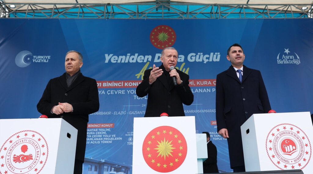 Erdoğan:6 Şubat depremlerinin yaralarını sarmaya devam ediyoruz