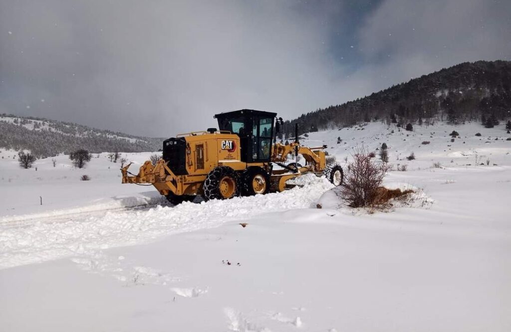 Giresun’da 36 köy yoluna kar engeli
