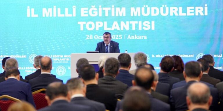 81 İlin Milli Eğitim Müdürüyle istişare toplantısı yapıldı