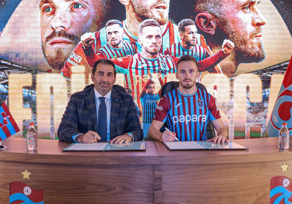 Trabzonspor Edin Vişça ile sözleşme yeniledi