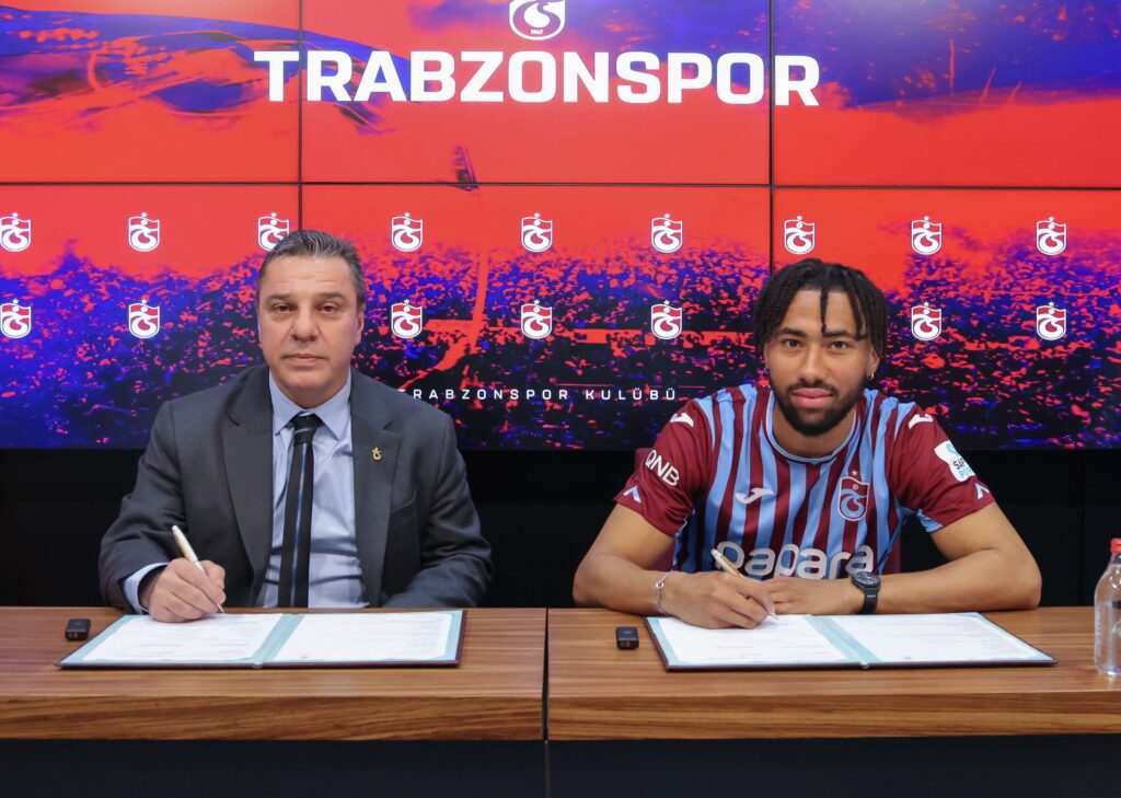Trabzonspor Tim Jabol Folcarelli için imza töreni düzenlendi