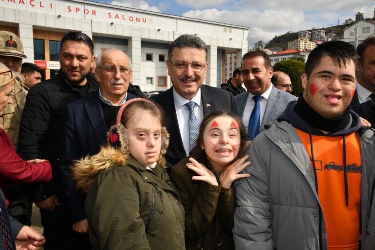 Başkan Genç özel bireylerimiz için ne yapsak yakışıyor