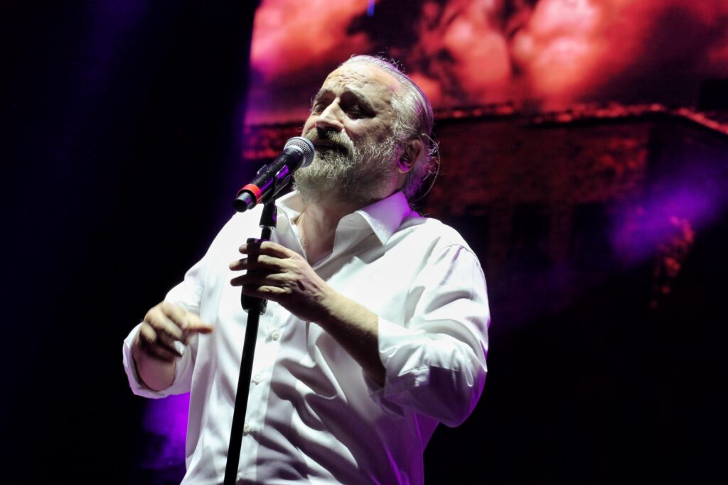 Volkan Konak vefat etti 