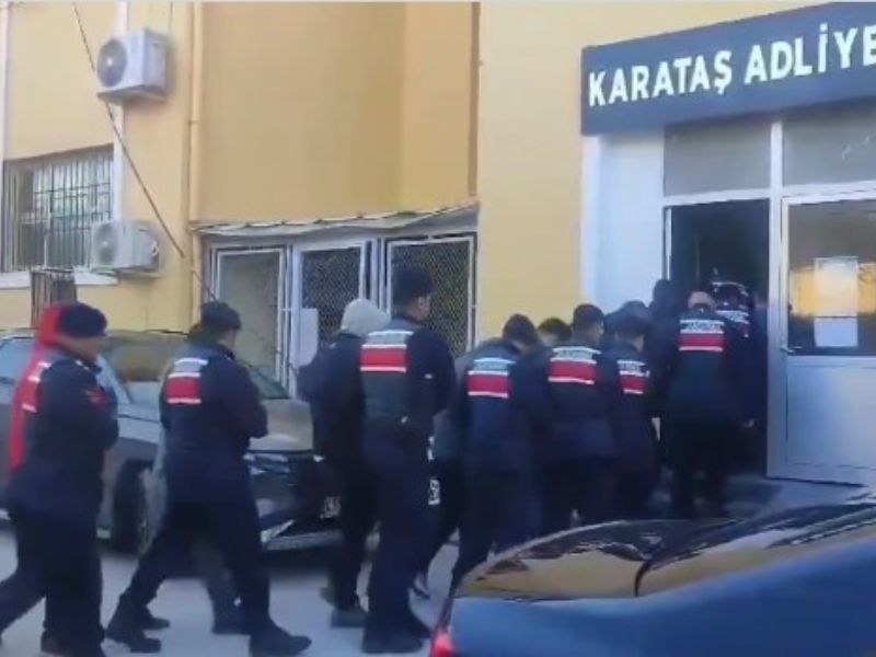 Adana’da silah ve mühimmat kaçakçılarına operasyon