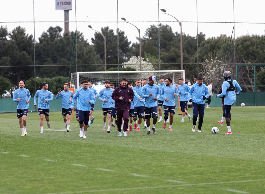 Trabzonspor’da Fenerbahçe maçı hazırlıkları başladı