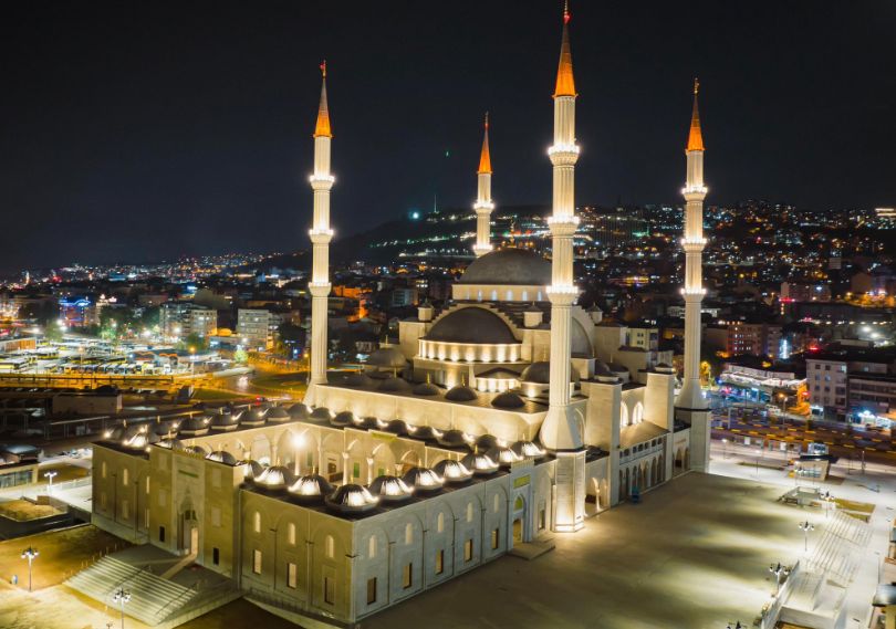 Trabzon’un en büyük Camii açılıyor 
