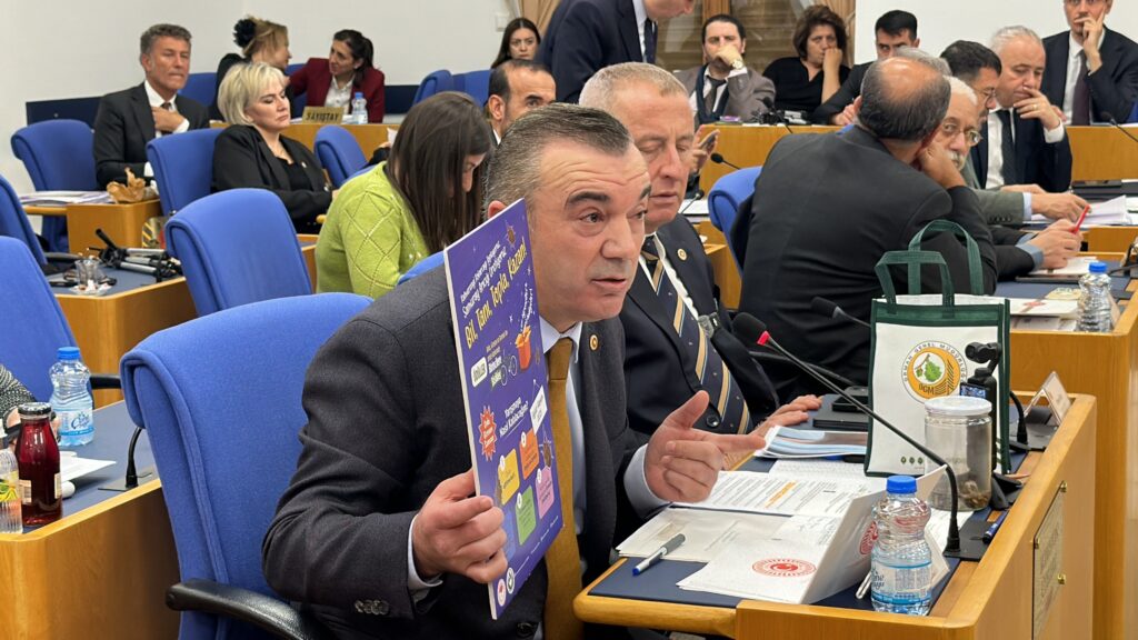 Yavuz Aydın’dan Bakan Yumaklı’ya sert tepki