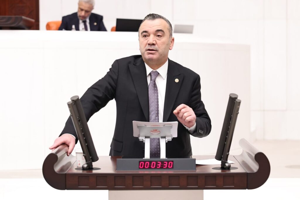 Yavuz Aydın asgari ücret vatandaşın cebine girmeden enflasyona yenildi