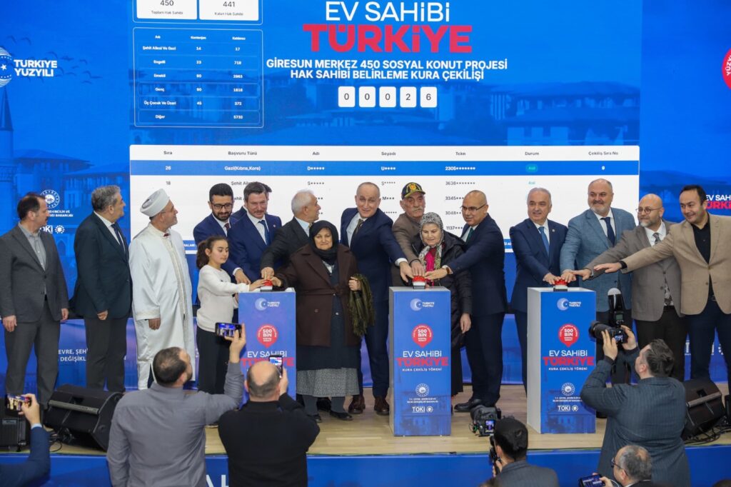 Giresun’da yüzyılın konut projesi heyecanı 1676 aile ev sahibi oluyor