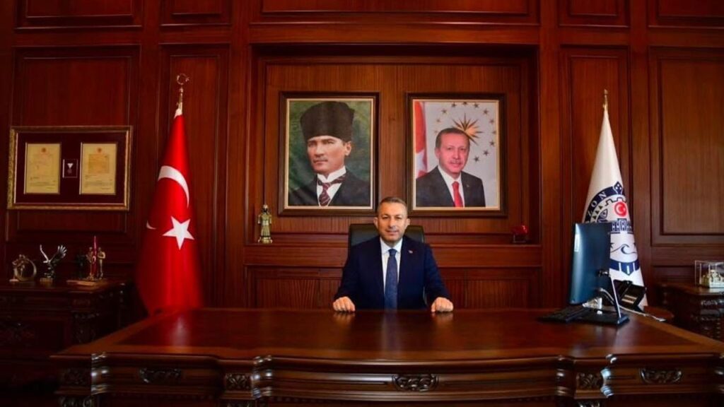 Vali Tahir Şahin İstiklal Marşı varlığımızın destanıdır