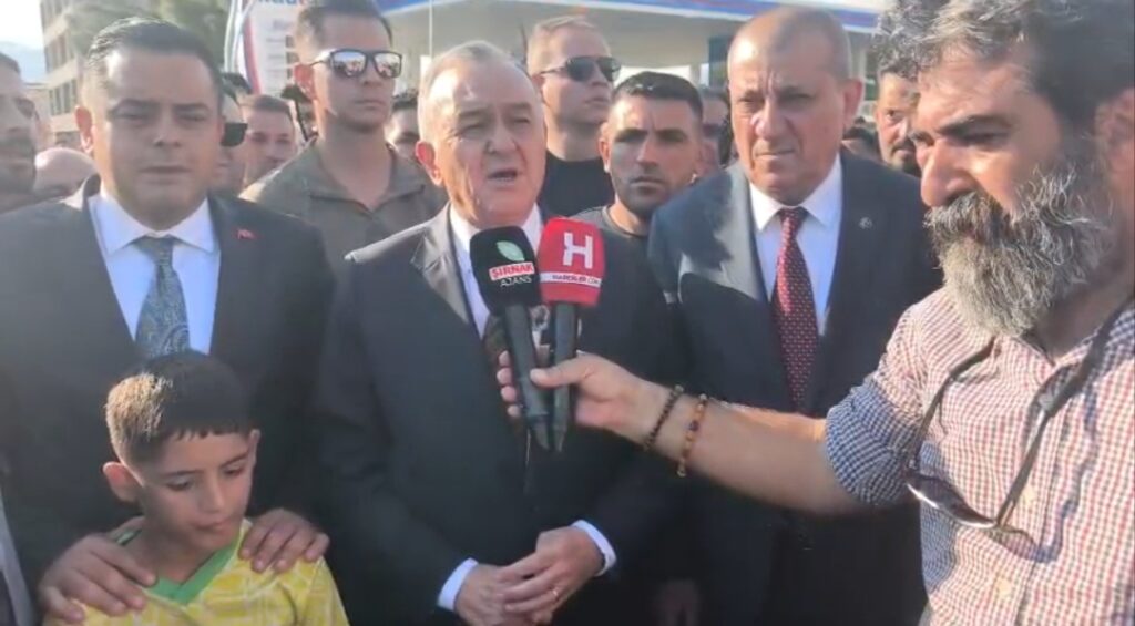 Şırnak Kumçatı’da elektrik kesintisi eylemi MHP heyetinin girişimleriyle yeniden aydınlandı